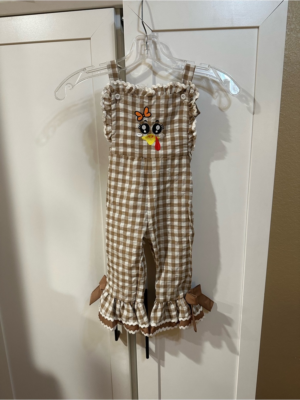 Girls 12-18mth Brown Gingham Ruffle Overalls with Embroidered Turkey